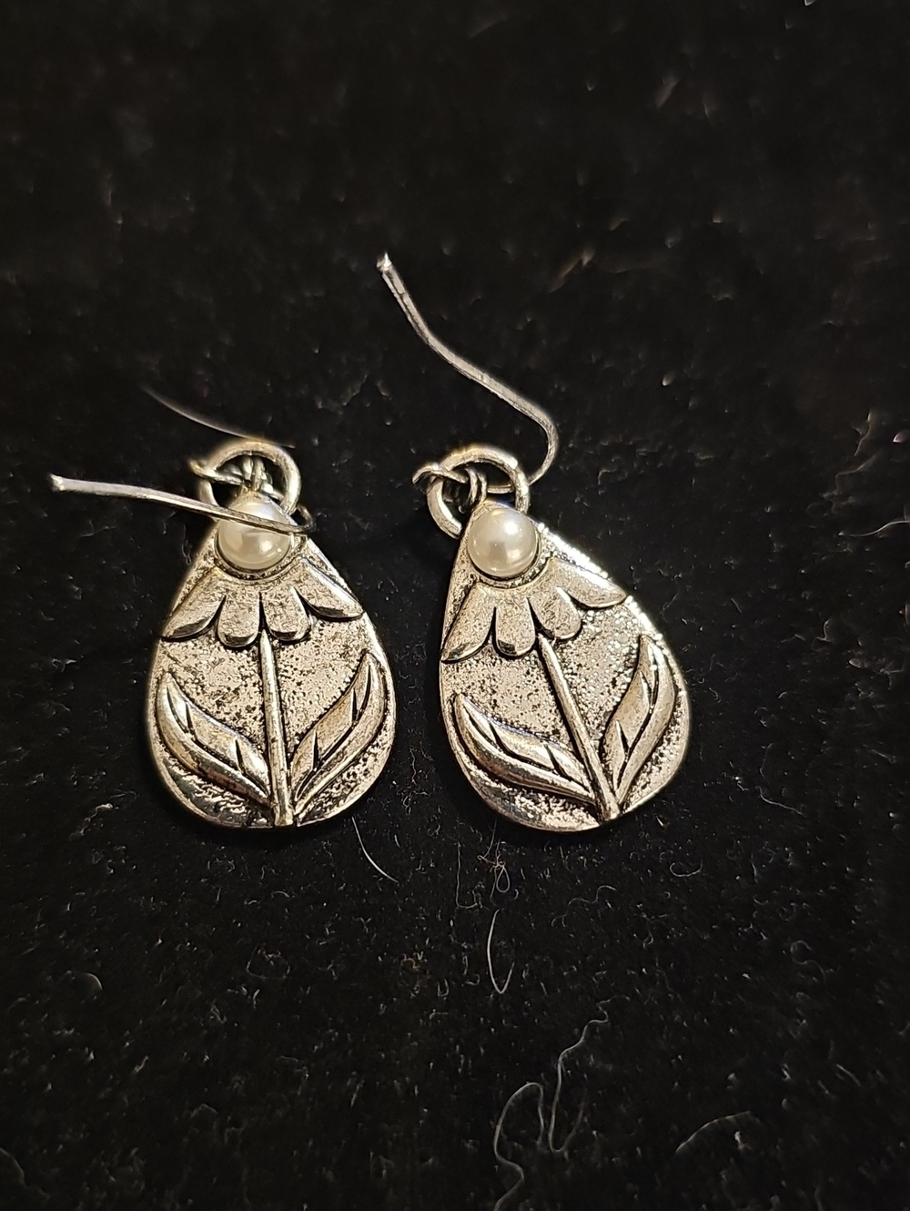 Unbranded Vintage Floral Teardrop Earrings Womens OS Silver Pearl Boho Size OS